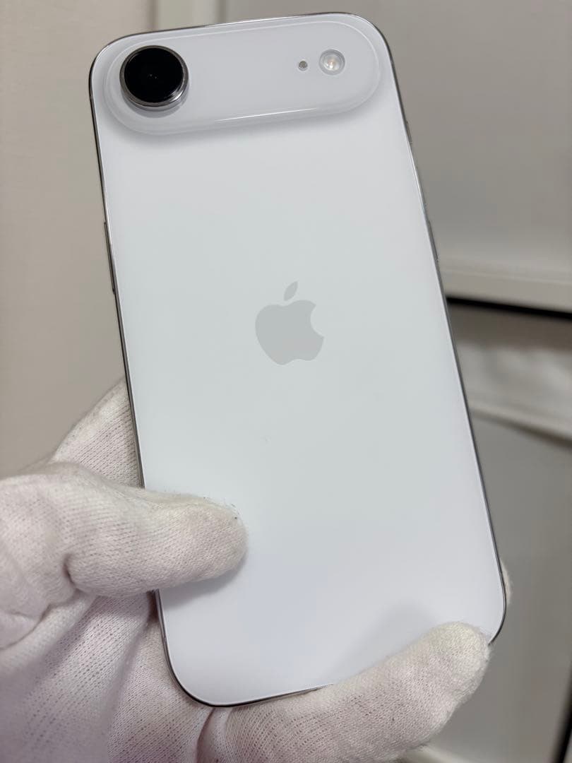 iPhone Air クラウドホワイト 256GB simフリー