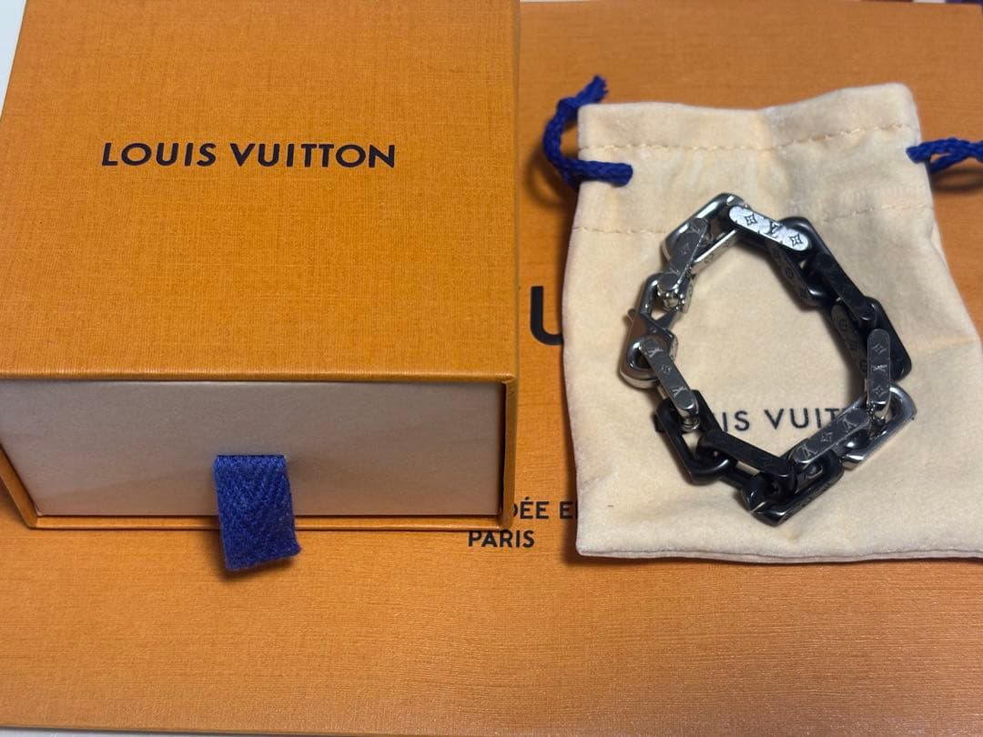LOUIS VUITTON モノグラムチェーン ブレスレット