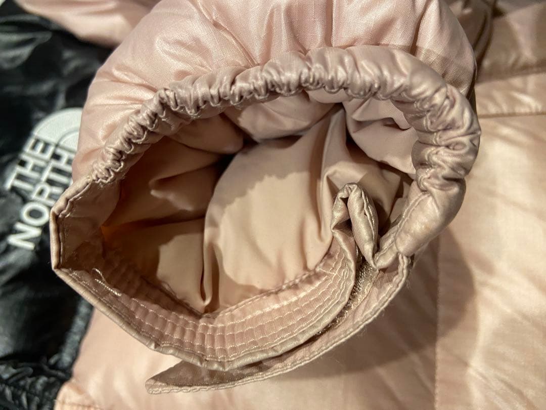 ショートヌプシ　ピンク　ノースフェイス　ヌプシ　ダウン　韓国