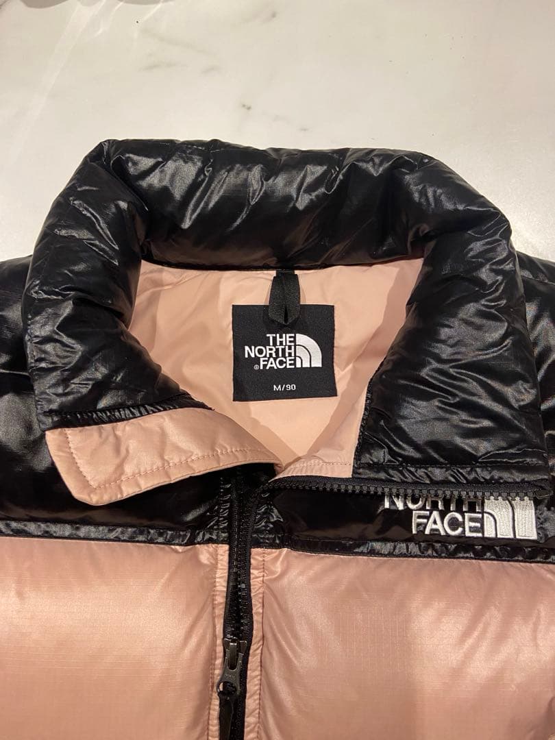 ショートヌプシ　ピンク　ノースフェイス　ヌプシ　ダウン　韓国
