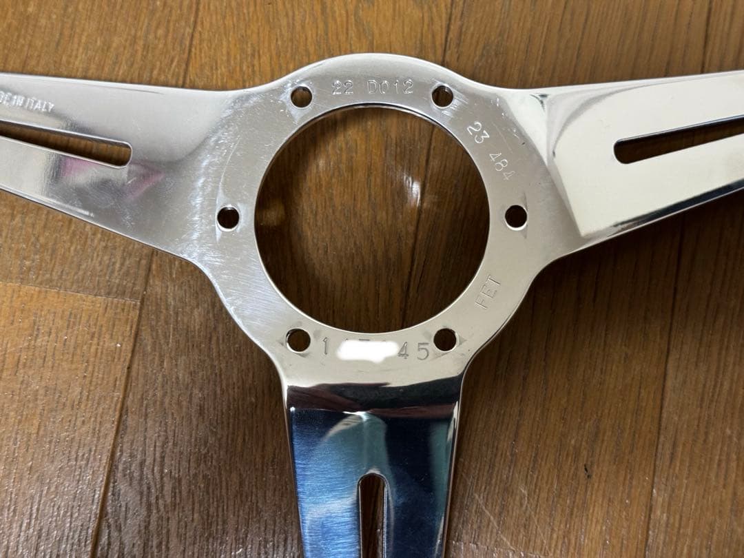 ハイエース　NARDI ナルディ CLASSIC VITE 360mm ボス付き