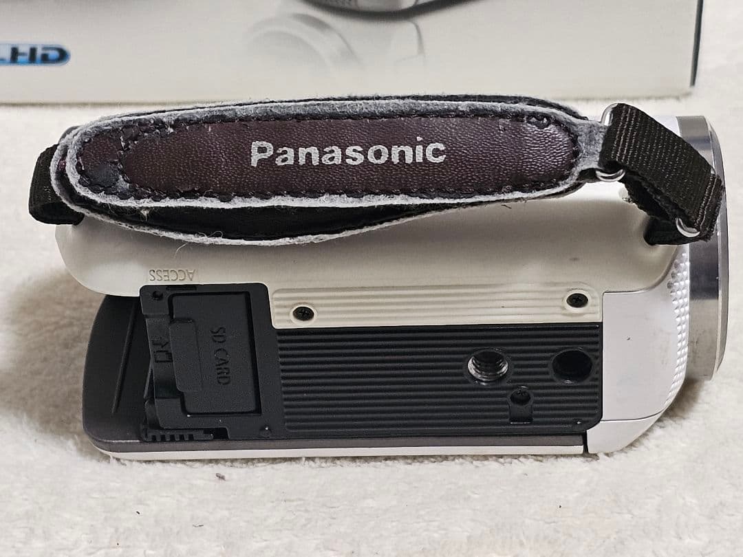 Panasonic ビデオカメラ　HC-V360M ホワイト　 未使用SD付き