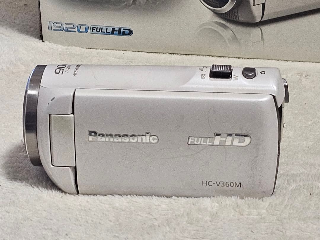 Panasonic ビデオカメラ　HC-V360M ホワイト　 未使用SD付き