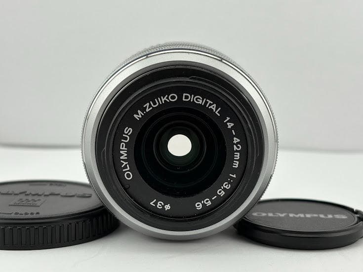 ★極上品★オリンパス PEN lite E-PL6 レンズキット★付属品多数★