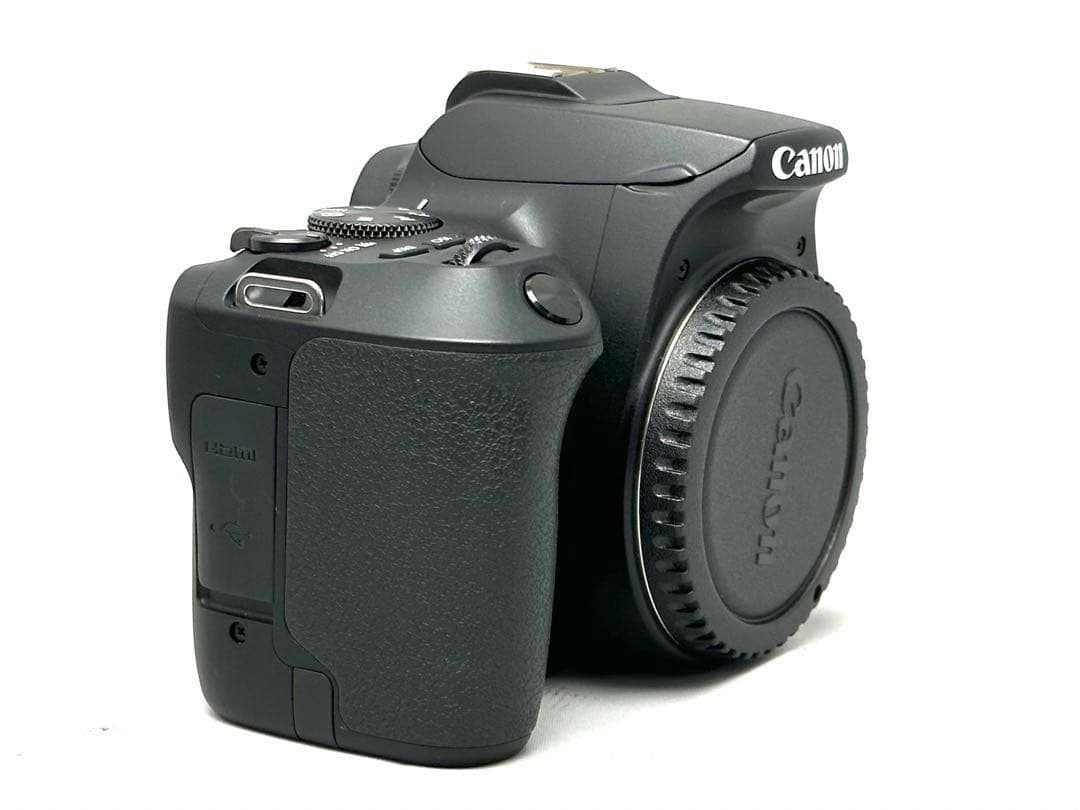 極美品！Canon EOS kiss X10ズームレンズキット♪