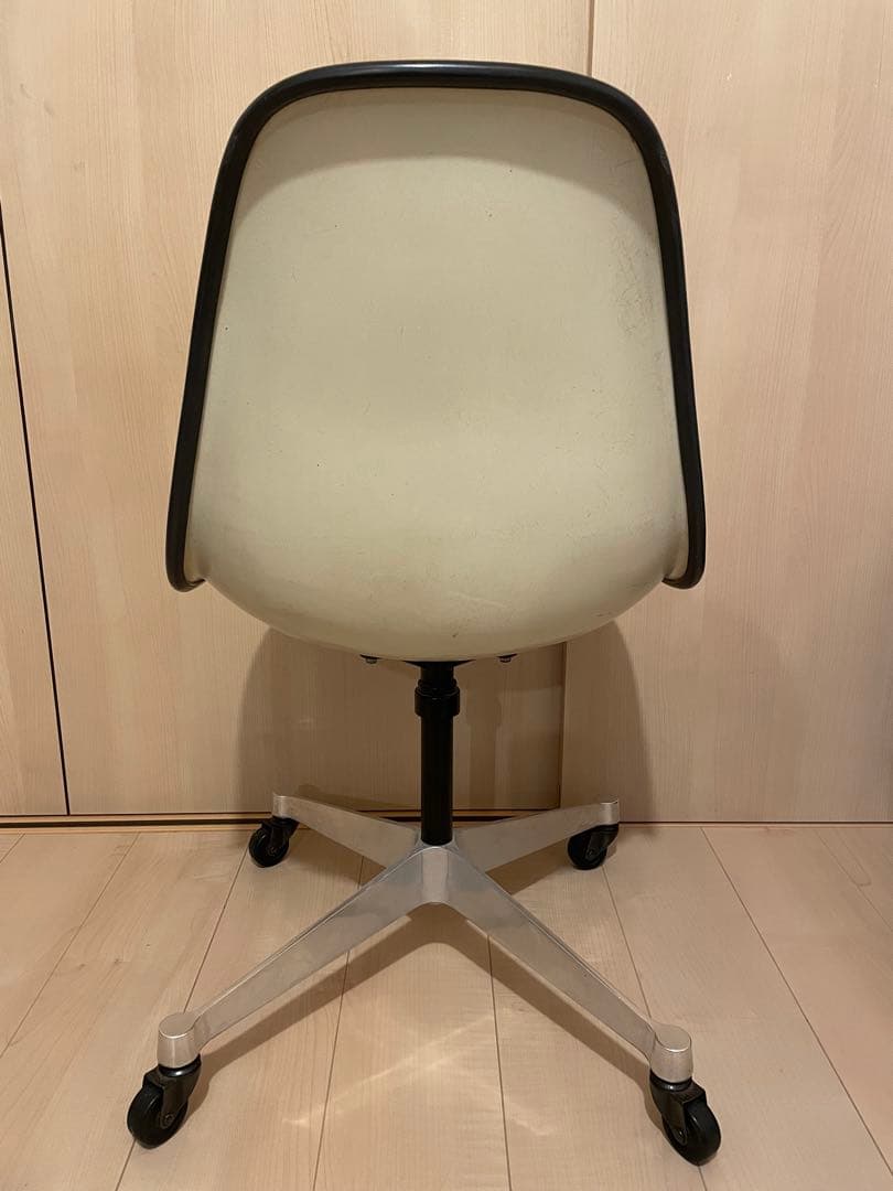 椅子 EAMES SHELL CHAIR HERMANMILLER vintage