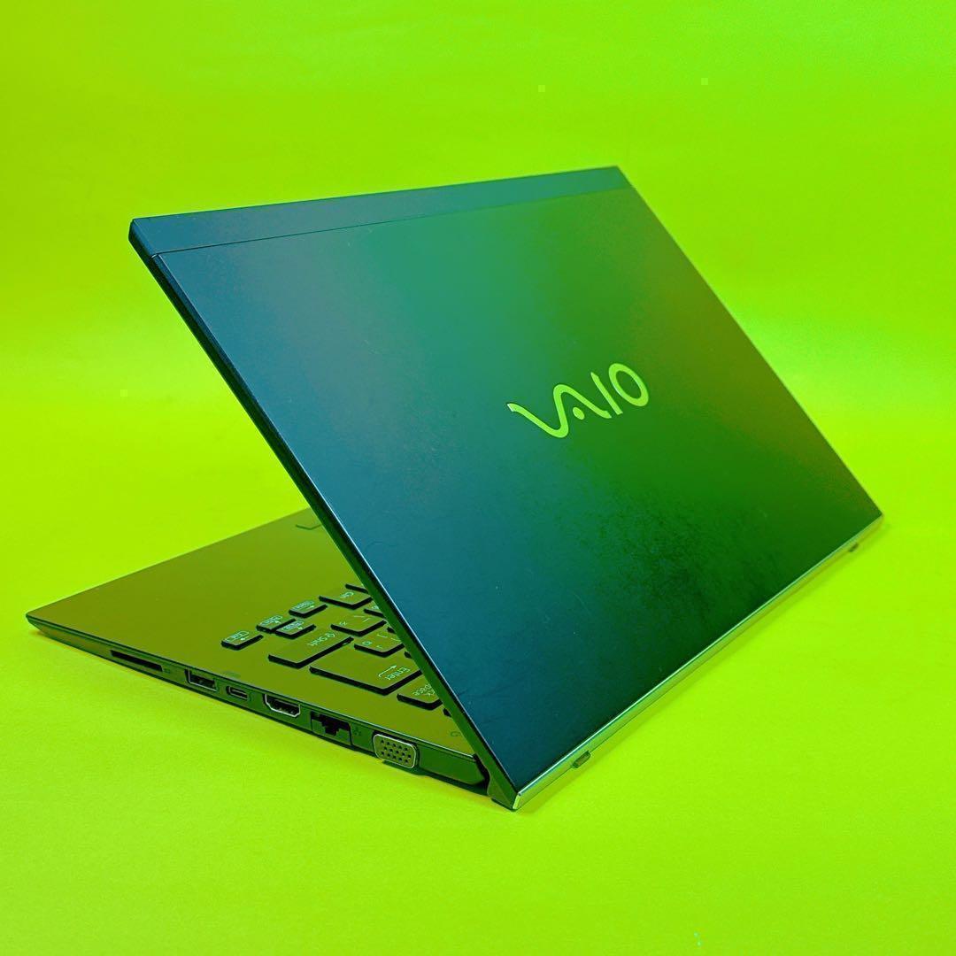 爆速SSD⭐️10世代corei5⭐️windows11ノートパソコン 薄型軽量