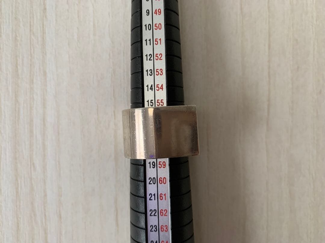 GUCCI シルバー スクエアリング