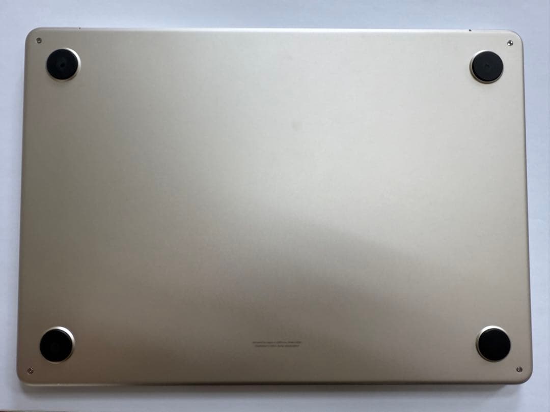 【美品】MacBook Air M2 13.6インチ　ほぼ未使用