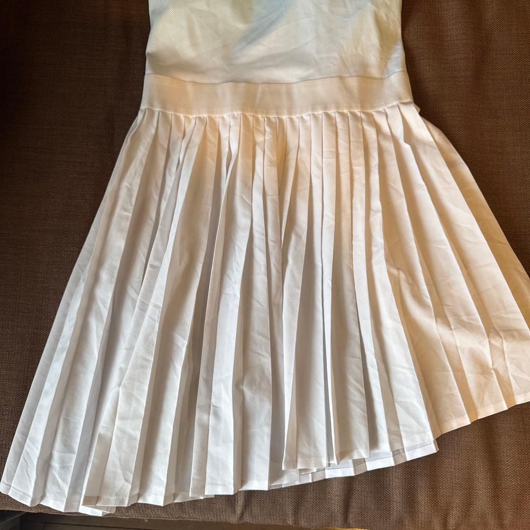 テニス ワンピースLACOSTE 水色/ホワイト