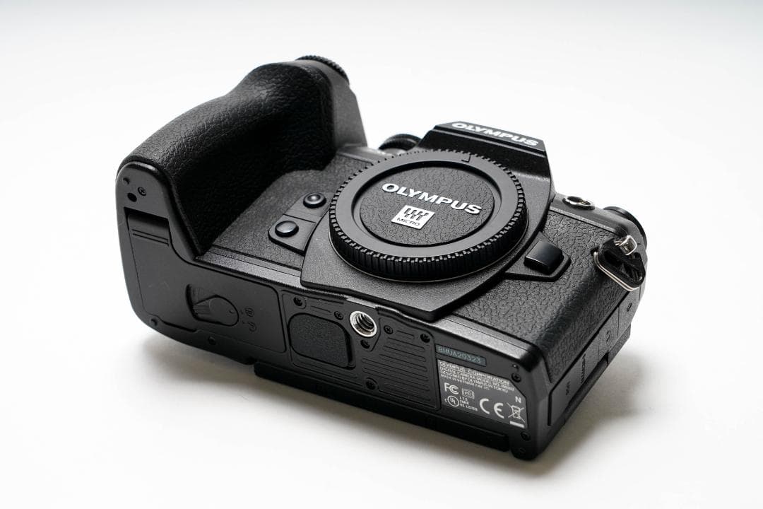 OLYMPUS　ミラーレス一眼カメラ　OMD-EM1mark2