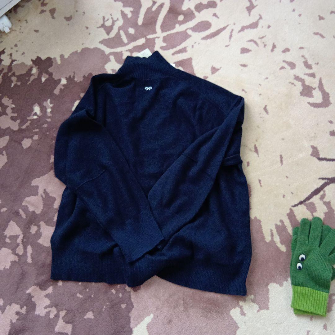 ユニクロアニヤファインドマ-チコラボカシミヤハイネックセ−ターと手袋