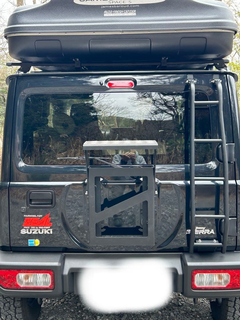 ジムニーリアラダー　ロッソモデロ　IKUSA