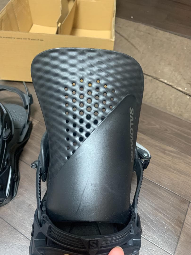 24-25 SALOMON サロモン HOLOGRAM ホログラム