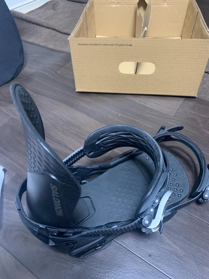 24-25 SALOMON サロモン HOLOGRAM ホログラム