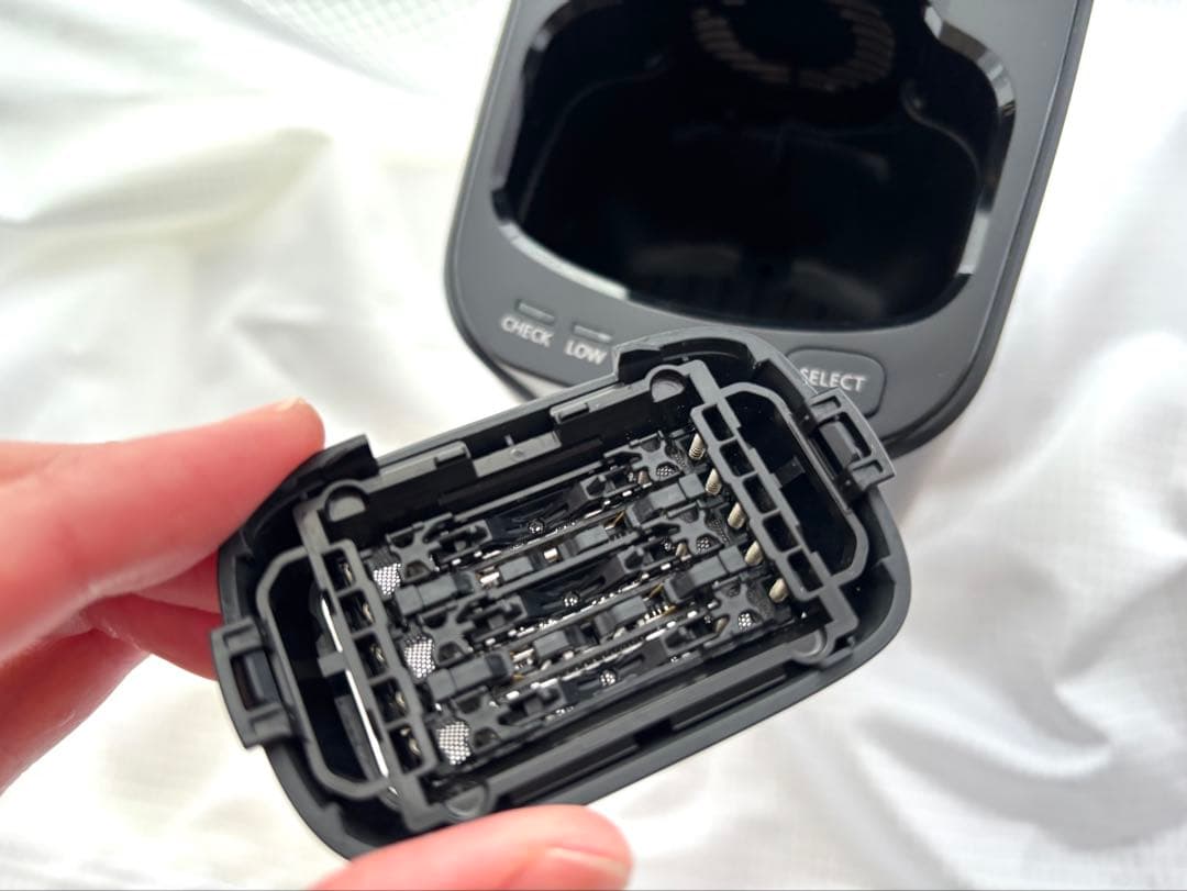 【美品】パナソニック シェーバー 5枚刃 ラムダッシュ PRO5全自動洗浄充電器