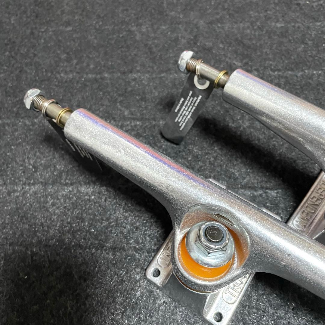 インディペンデント　スケートボードトラック　スケボートラック　新品　215