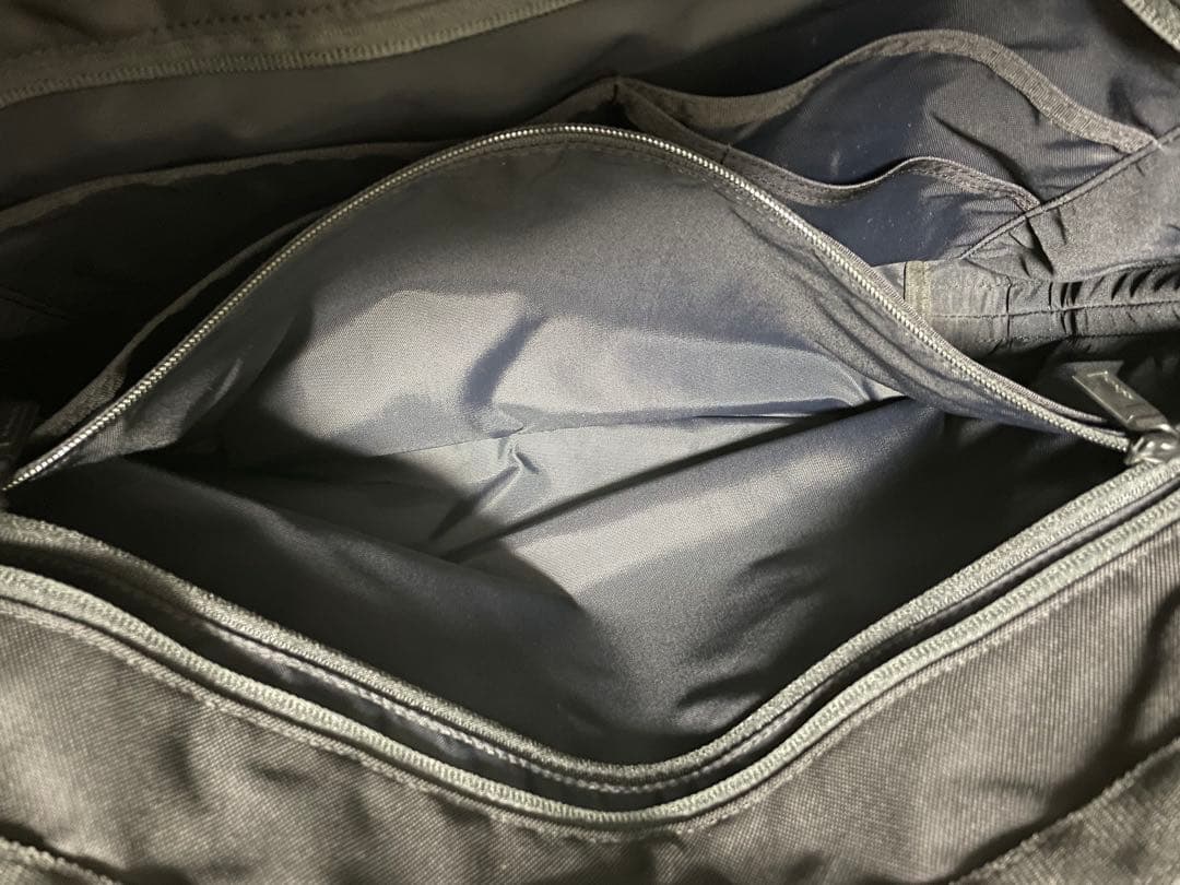 Monolith　トートバッグ　ブラック　ユニセックス