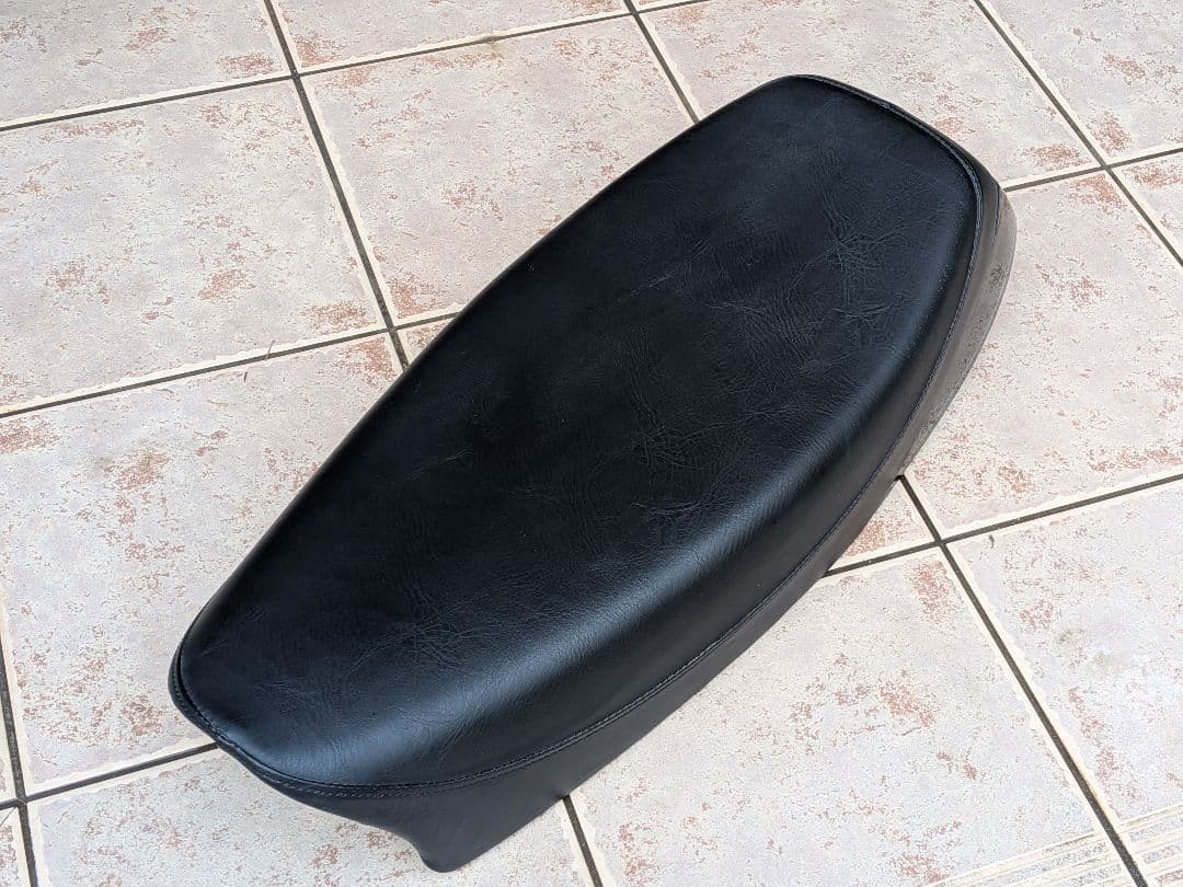 YAMAHA SR400 2014年 RH03J 純正 シート