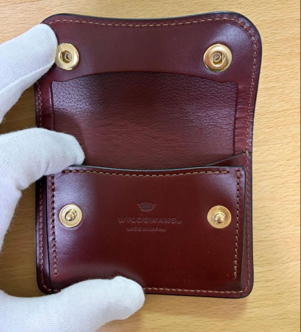 WILDSWANS 王冠ロゴ タング