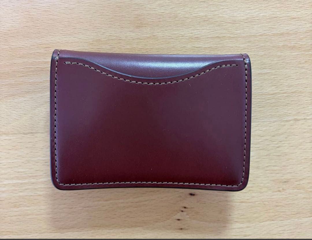 WILDSWANS 王冠ロゴ タング