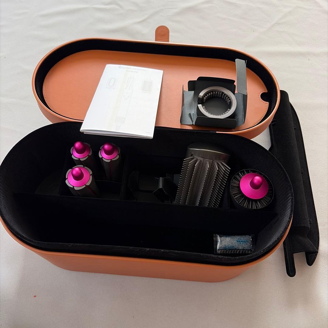 Dyson ヘアドライヤー付属品＆収納ケ-ス-本体なし
