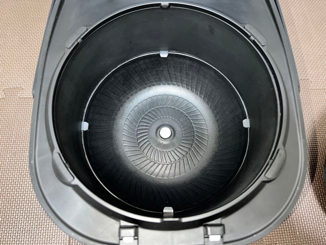 2022年製　アイリスオーヤマ 銘柄炊き IHジャー炊飯器 RC-IK10-B