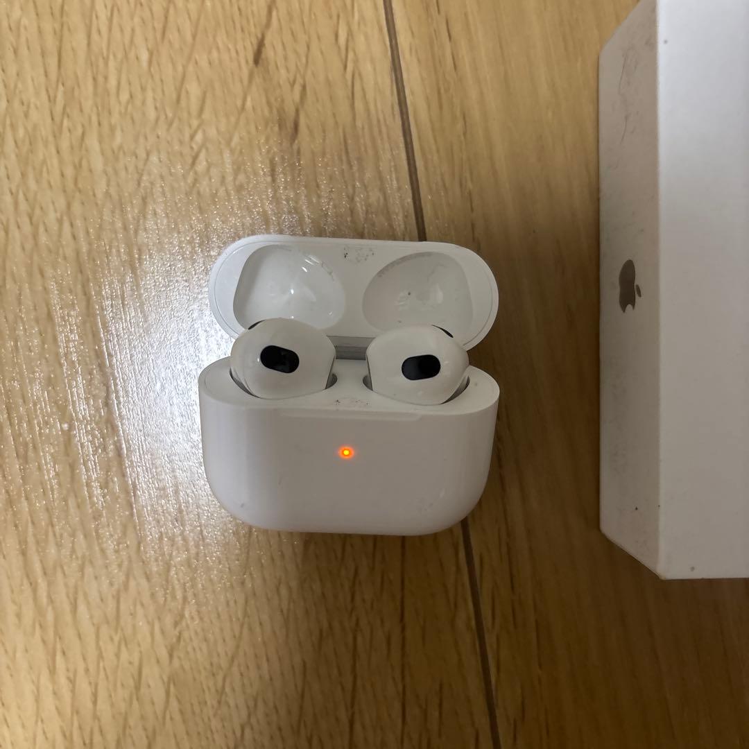 Apple AirPods (第3世代) ワイヤレスイヤホン