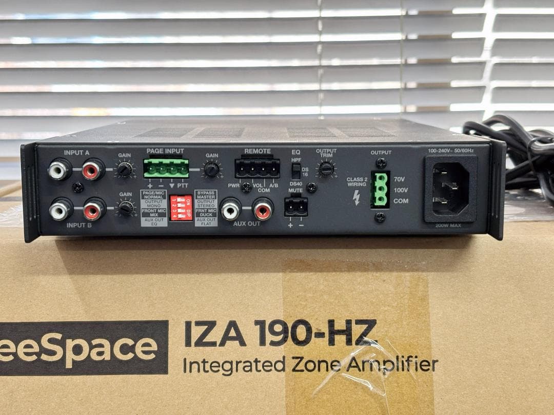 Bose FreeSpace IZA 190-HZ 統合型ゾーンアンプ