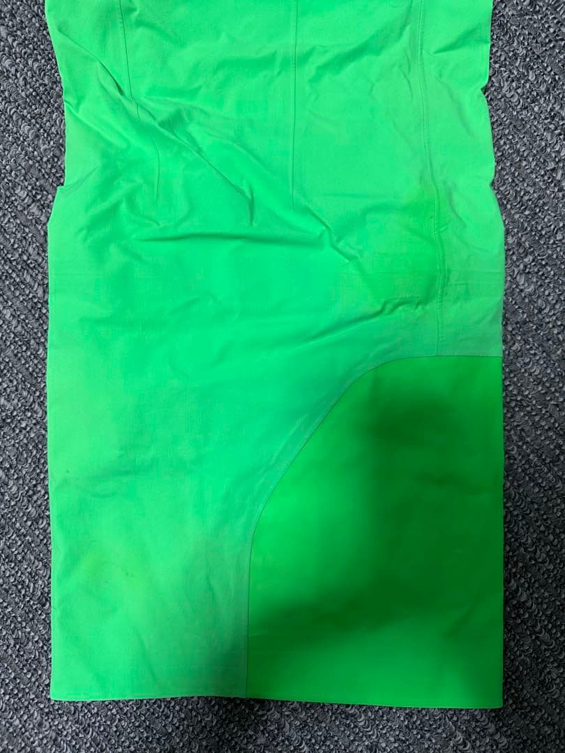 Burton AK457 GORE-TEX PRO ビブパンツ RECCO搭載