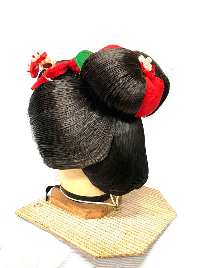 桃割れ、中小サイズ、中古舞踊かつら、日本髪かつら、大衆演劇かつら、簪、ケース付き