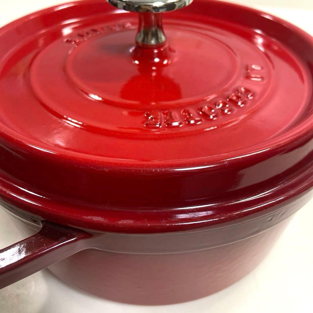 【美品】STAUB ストウブ　ピコココット　ラウンド18cmレッド