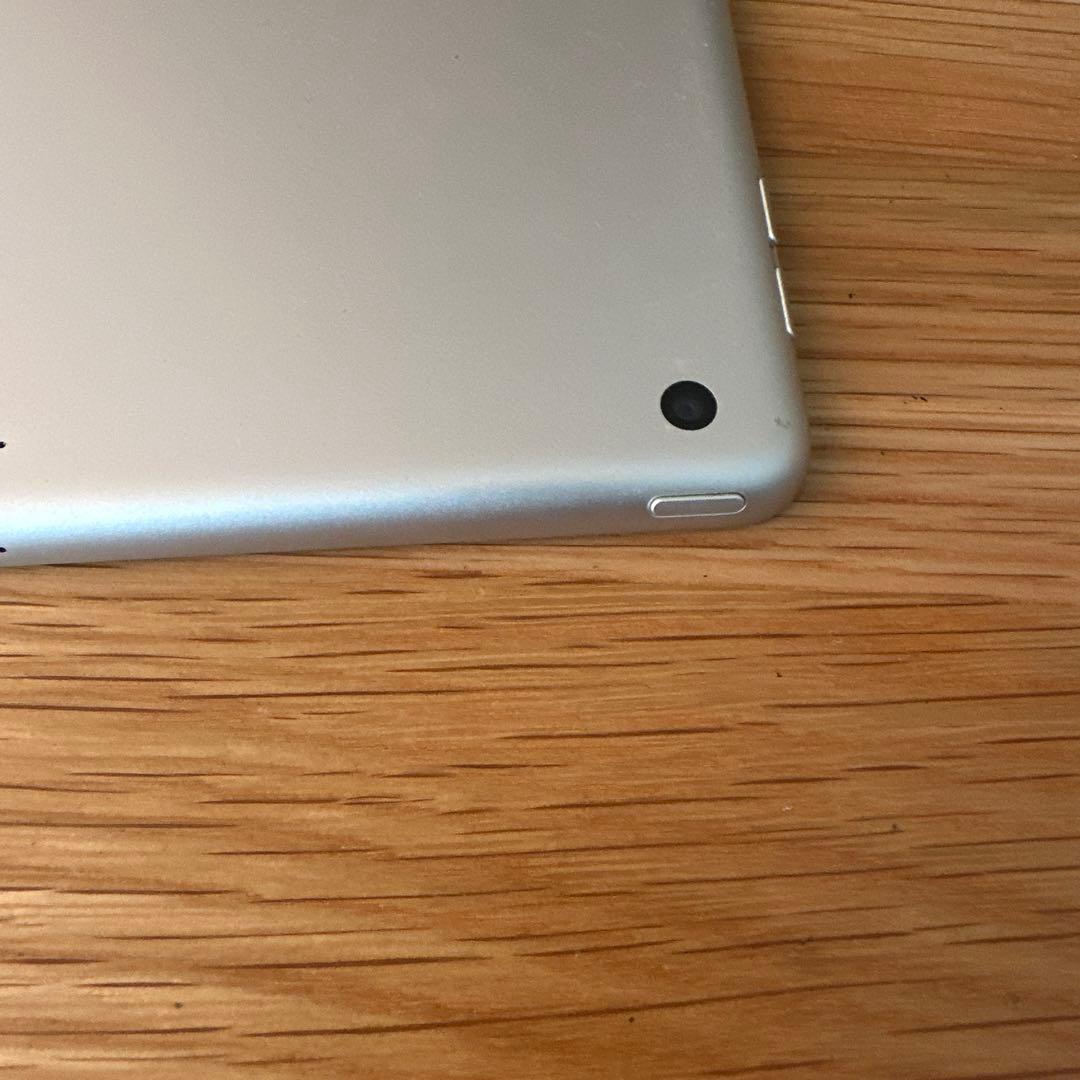 【限定値下げ】Apple iPad (第9世代) 64GB 本体のみ