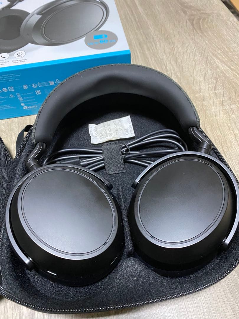 SENNHEISER ワイヤレスヘッドホン BLACK momentum 4