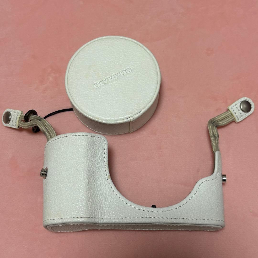 【美品】OLYMPUS PEN E-PL9 ホワイト★ダブルズームキット