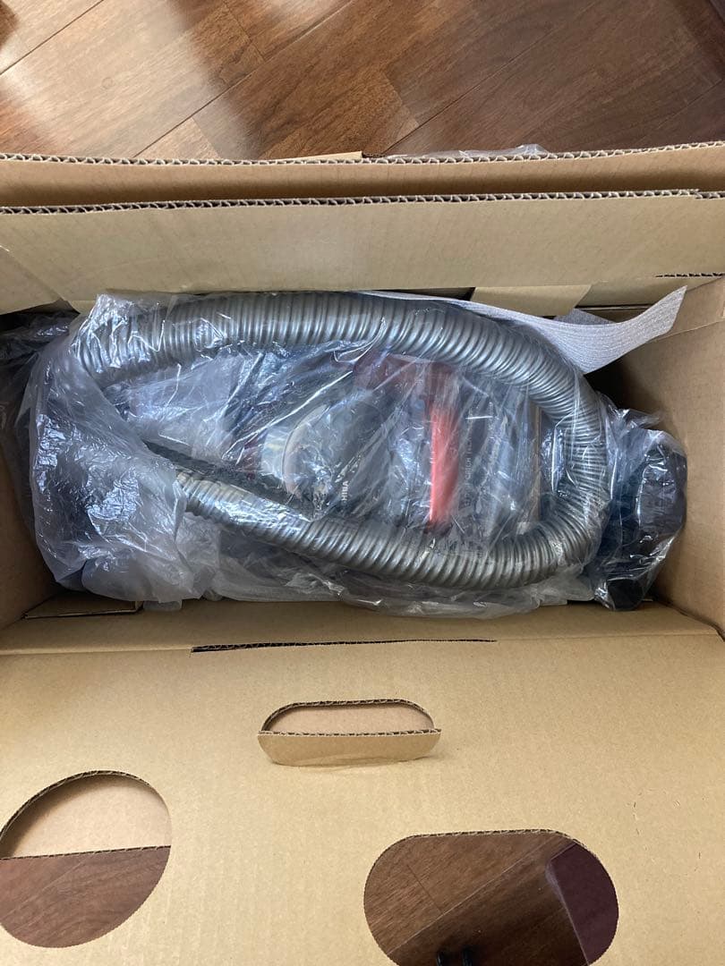 TOSHIBA 東芝クリーナー VC-YG610M サイクロン掃除機