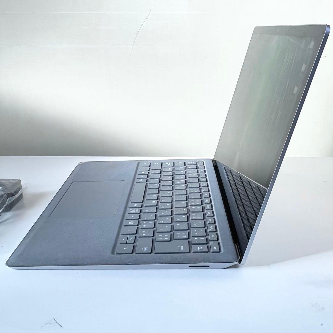 【美品】Surface Laptop4 8GB i5 Office2019