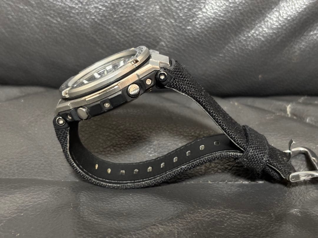 G-SHOCK GST-W330C電波ソーラー