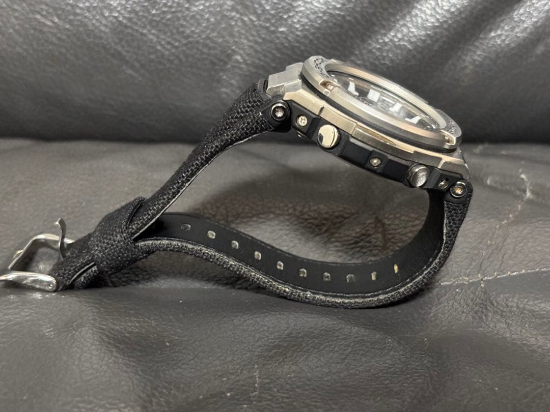 G-SHOCK GST-W330C電波ソーラー