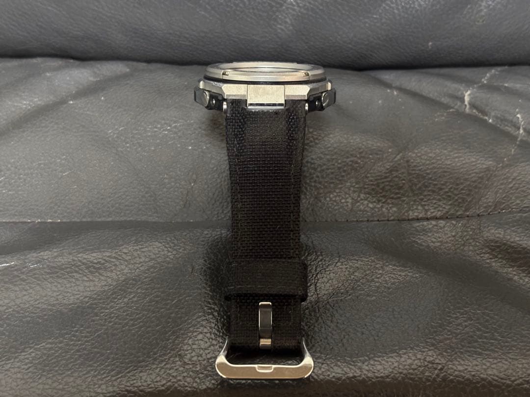 G-SHOCK GST-W330C電波ソーラー