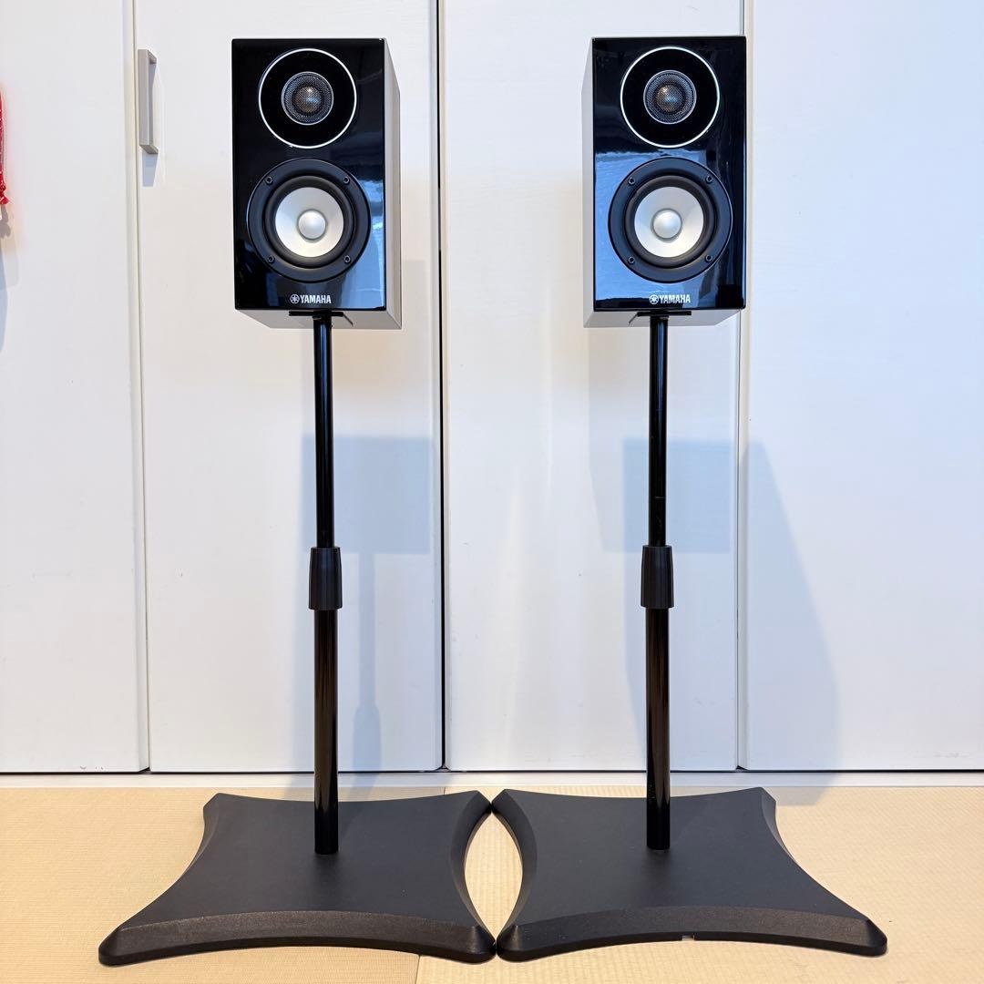 ヤマハ NS-B700 BP ピアノブラック スピーカー ペア　スタンド付き