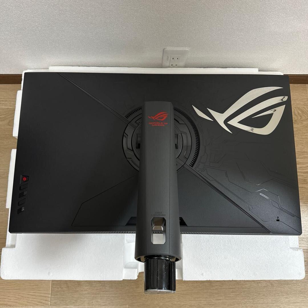 ASUS ROG Swift PG32UQ 32型 4K ゲーミングモニター