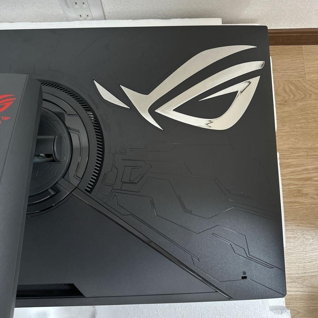 ASUS ROG Swift PG32UQ 32型 4K ゲーミングモニター