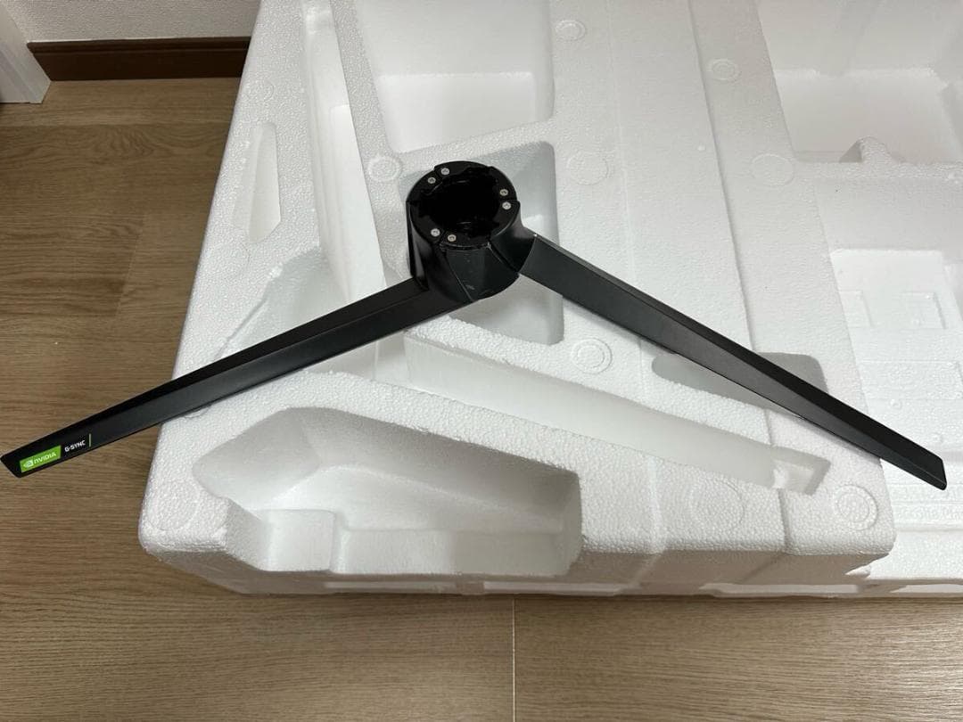 ASUS ROG Swift PG32UQ 32型 4K ゲーミングモニター