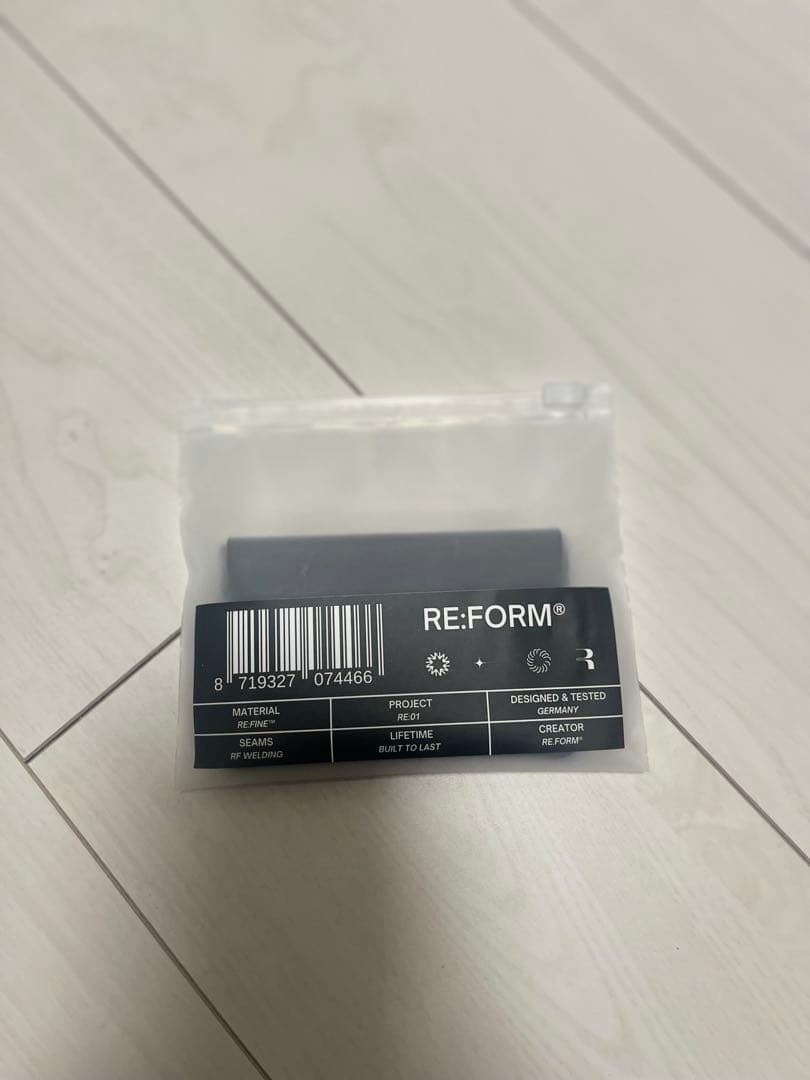 RE:FORM スリーブ　財布