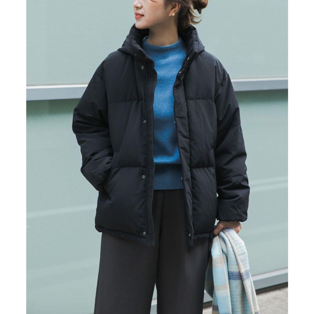 【未使用品タグあり】黒 フード付きダウンジャケット レディースMサイズ