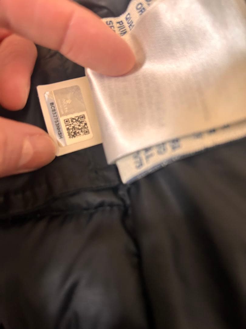 プロフ必読　モンクレール　黒