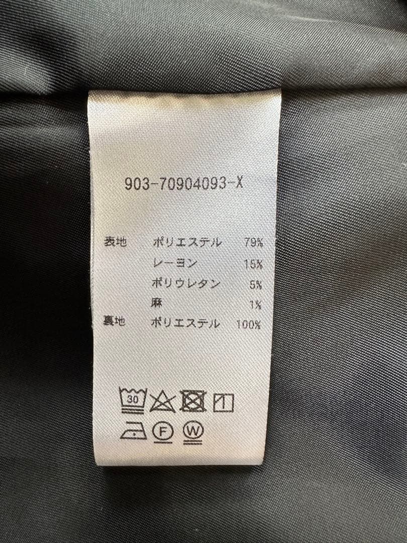 「自分らしく、凛としたい」ショールカラーのオフィスジャケット（セットアップ）