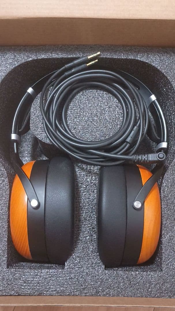 HIFIMAN SUNDARA closed-back 平面ドライバヘッドホン