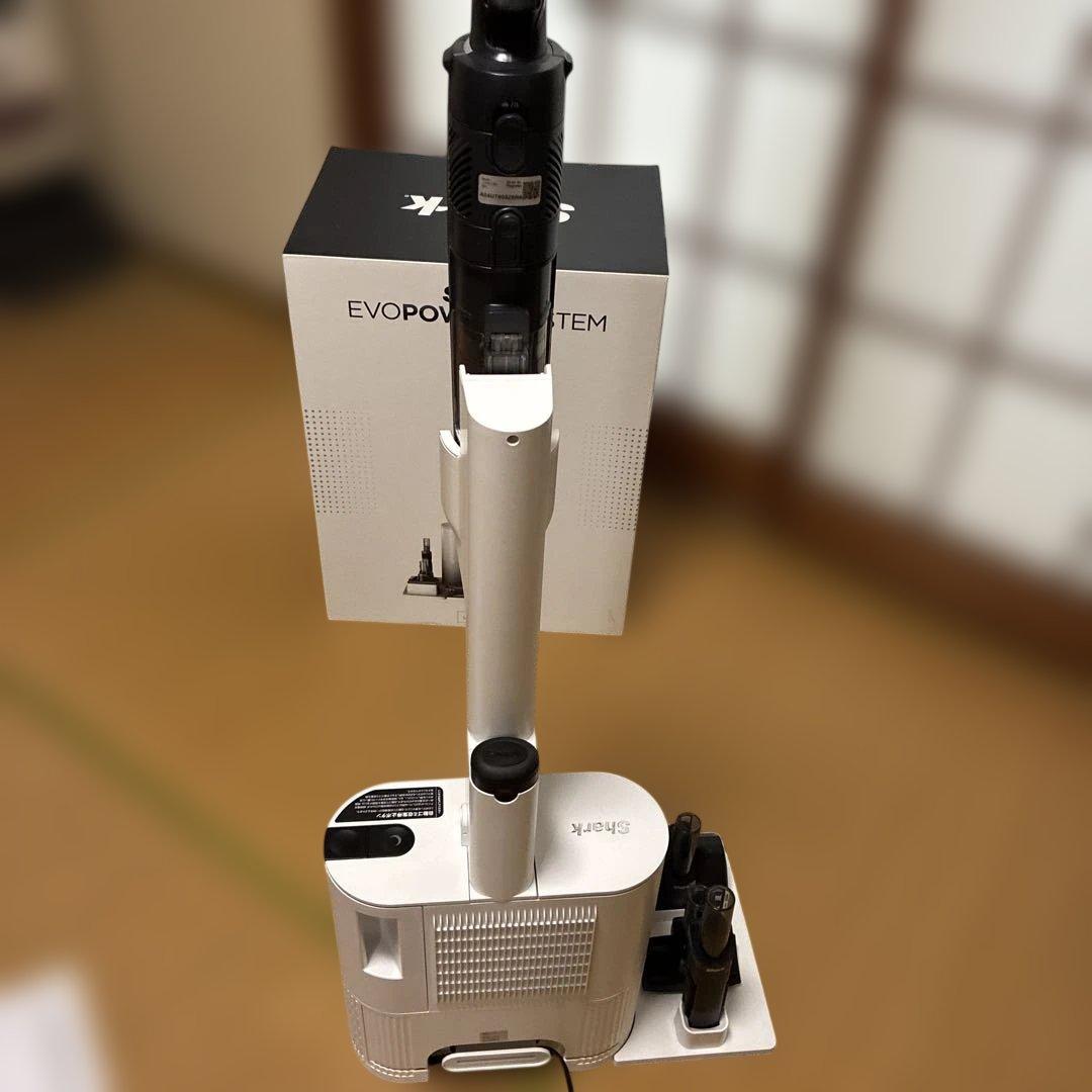 Shark EVOPOWER SYSTEM NEO+ IC301JBK 本体